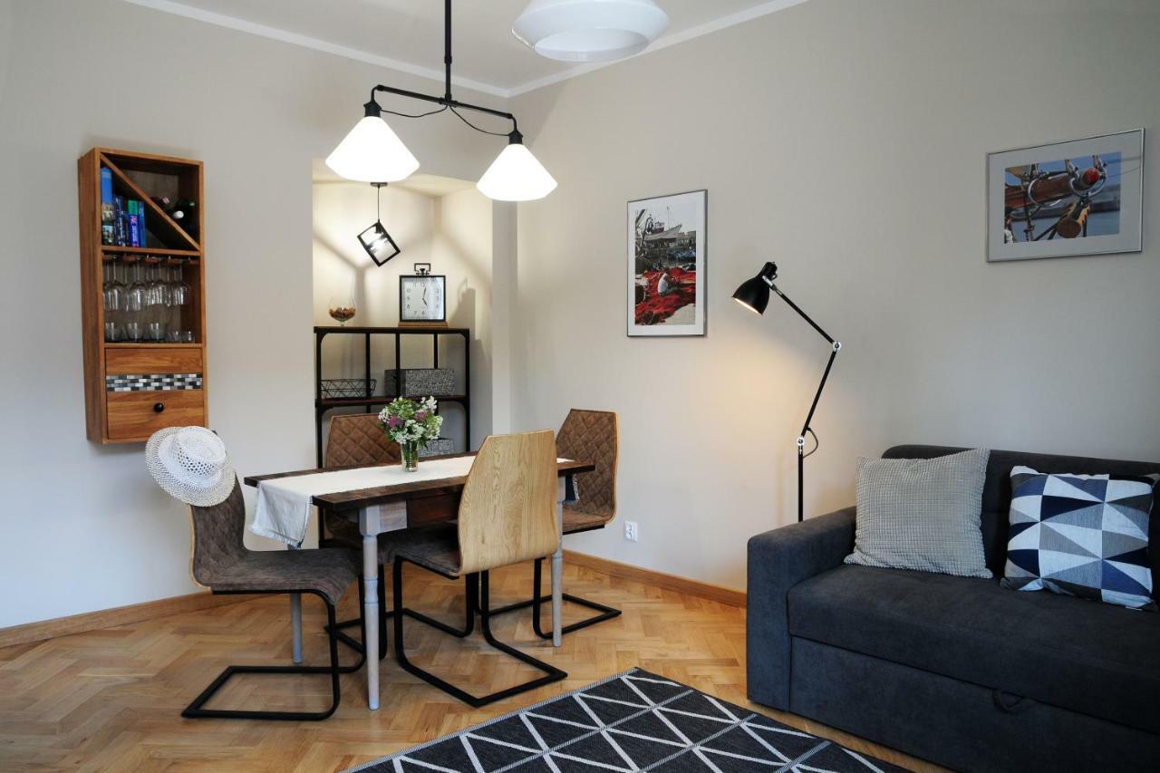 Blue Grey Atelier Apartment โซพอต ภายนอก รูปภาพ